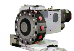 采用臺(tái)灣六鑫八工位液壓旋轉(zhuǎn)刀塔，定位精度高、故障率低、換刀快，就近換刀。